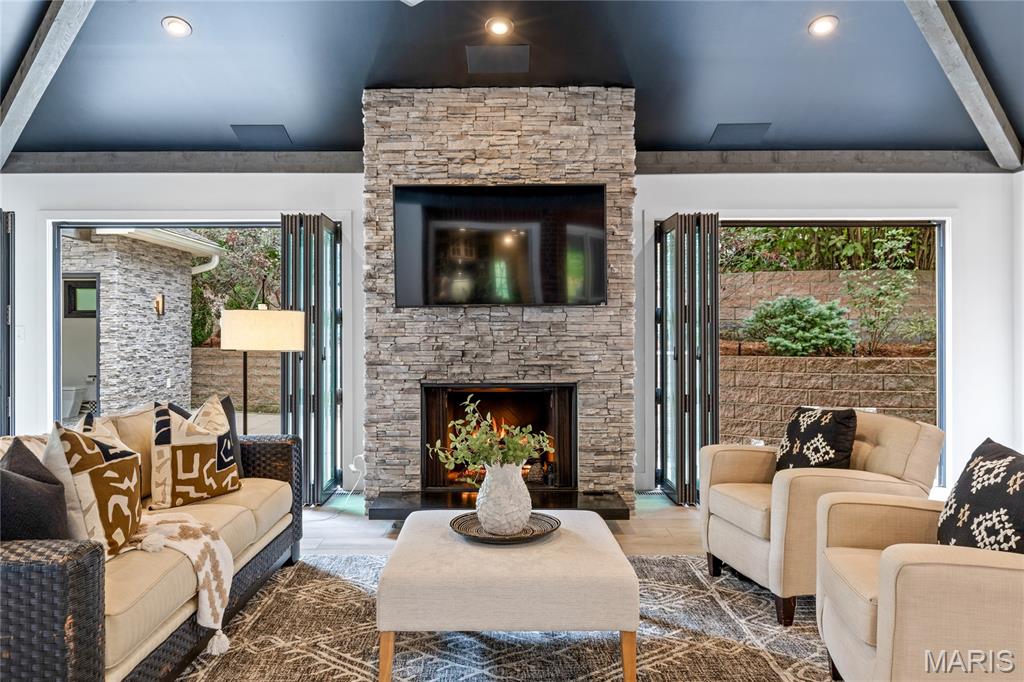 Photo 32 - Residential for sale – 29  Muirfield Lane  Town and Country, MO