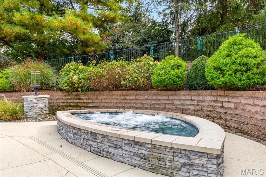 Photo 79 - Residential for sale – 29  Muirfield Lane  Town and Country, MO