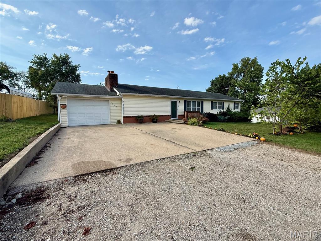 Photo 2 - Residential for sale – 1507  Roberts Street  Salem, MO