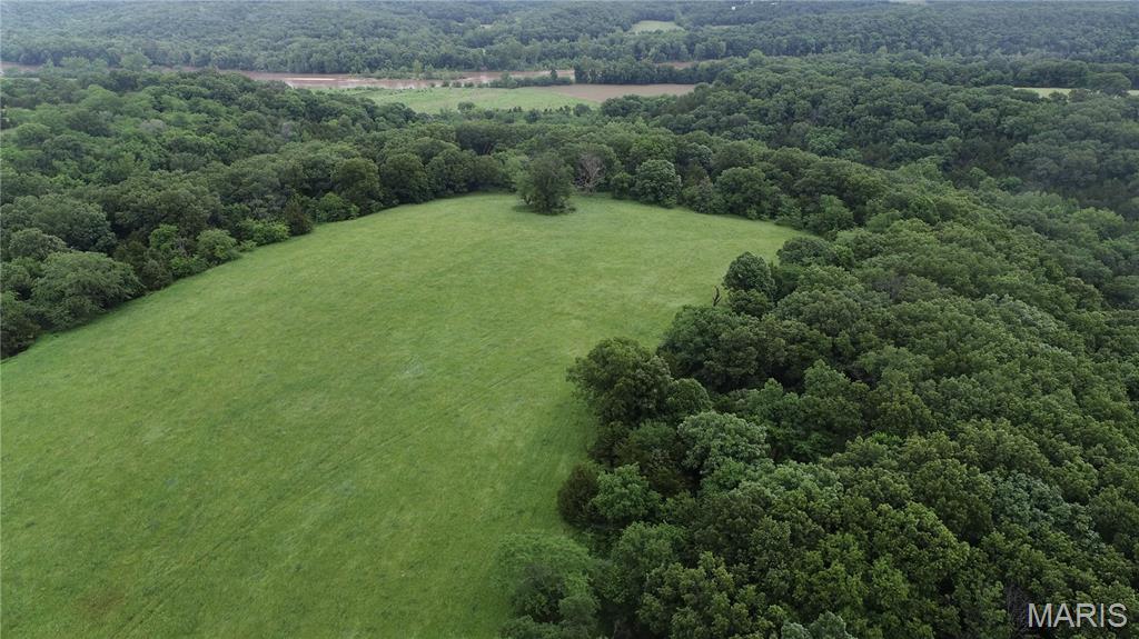 Farm for sale – 16288  Maries Road 303   Vienna, MO