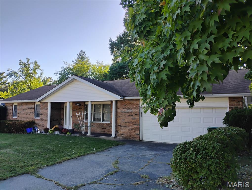 Residential for sale – 106  Steeplechase Road  Rolla, MO
