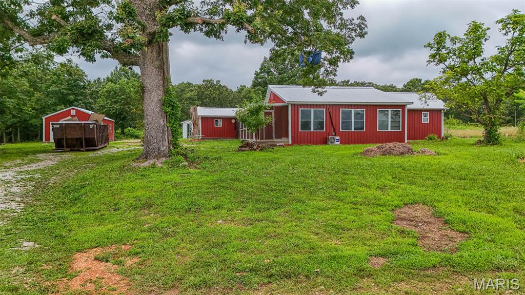 Residential for sale – 18044  Highway C   Lenox, MO