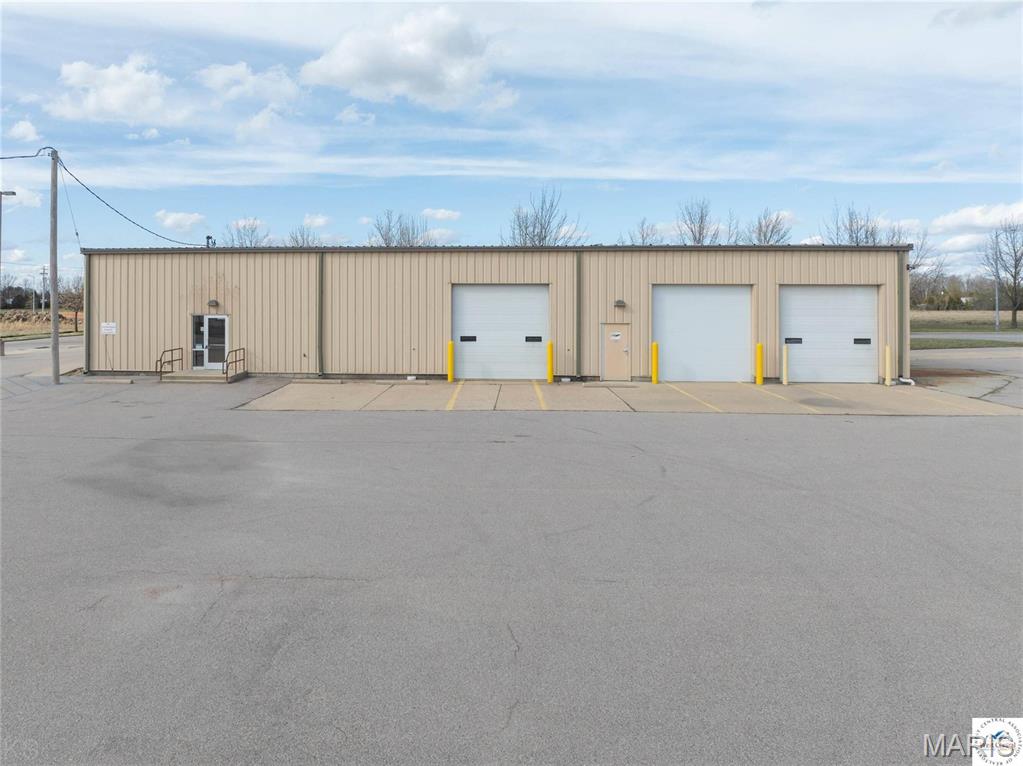 Photo 2 - Commercial Sale for sale – 3702  Hy Point Boulevard  Rolla, MO