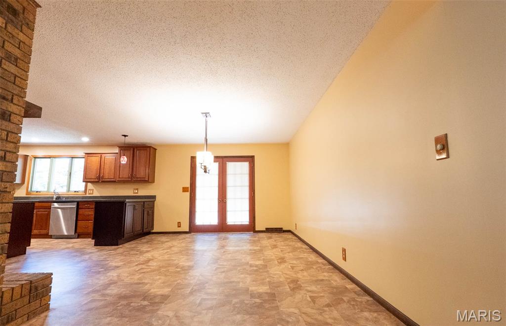 Photo 9 - Residential for sale – 10235  County Road 3070   Rolla, MO