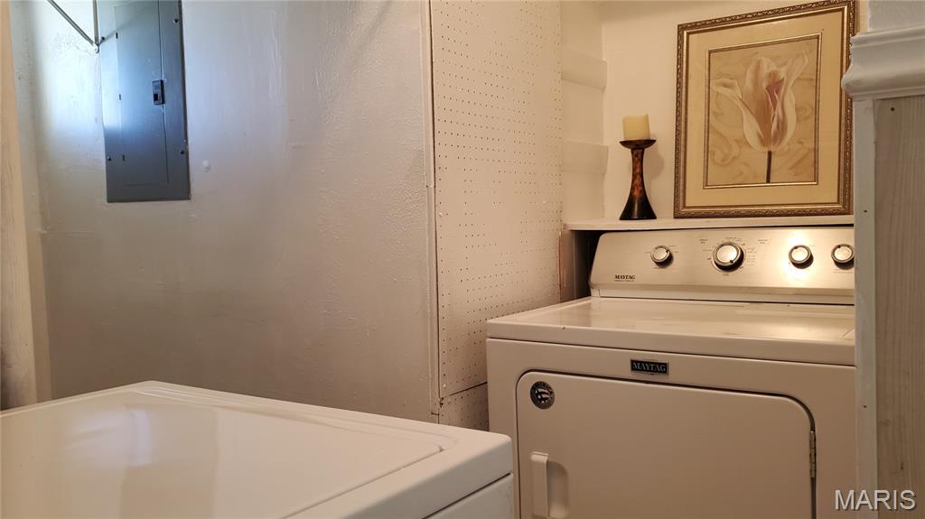 Photo 10 - Residential for sale – 102 W Center   Salem, MO
