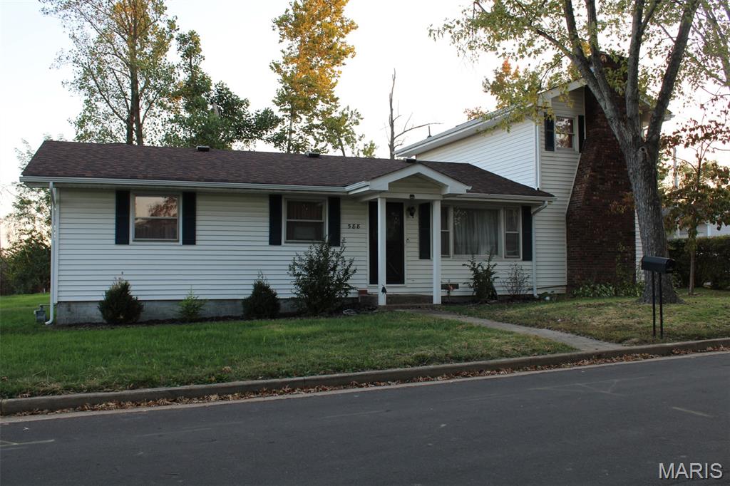 Photo 2 - Residential for sale – 588  Basswood   Rolla, MO