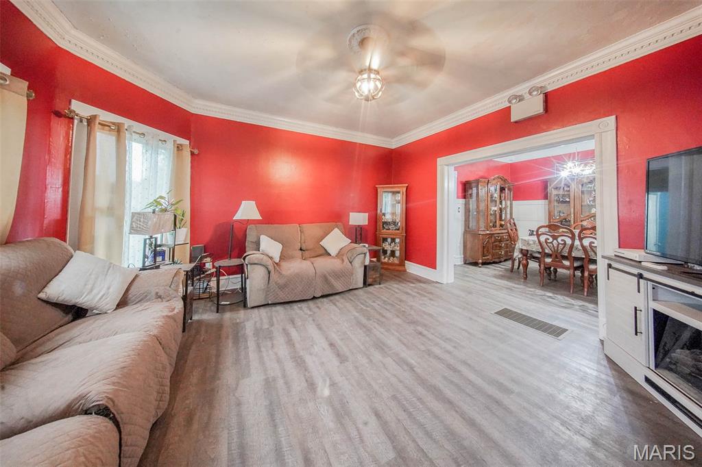 Photo 3 - Residential for sale – 103 S Pershing   Salem, MO