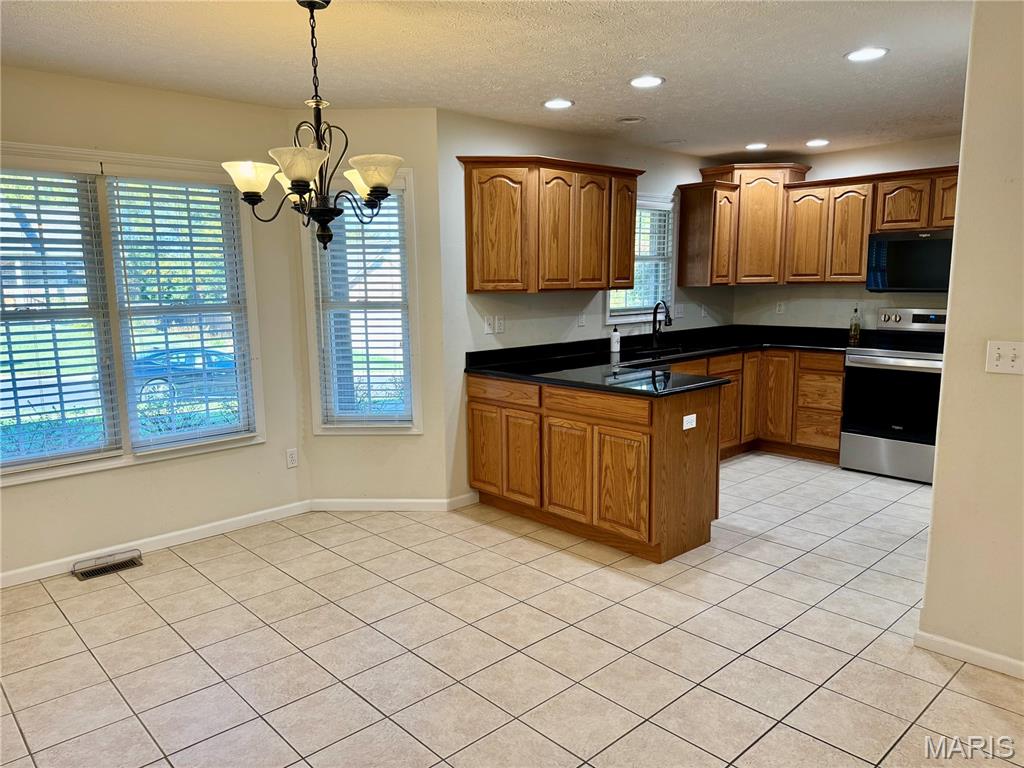 Photo 15 - Residential for sale – 1416  Huntleigh Drive  Rolla, MO