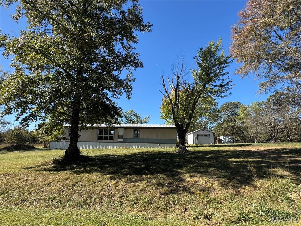 Photo 7 - Residential for sale – 97 S County Road 6170   Salem, MO