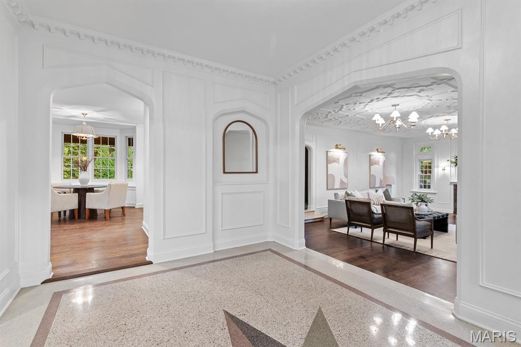 Photo 3 - Residential for sale – 61  Lake Forest Drive  St Louis, MO