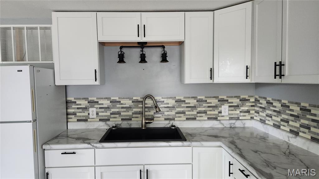 Photo 3 - Residential for sale – 701 W Glendale W  Salem, MO