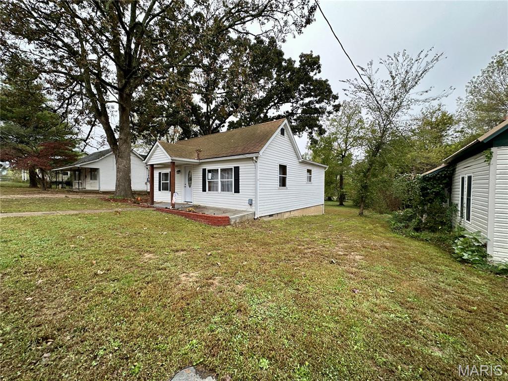 Photo 19 - Residential for sale – 7 N Warfel   Salem, MO