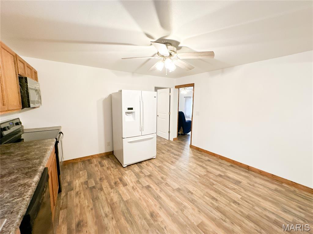 Photo 6 - Residential for sale – 7 N Warfel   Salem, MO