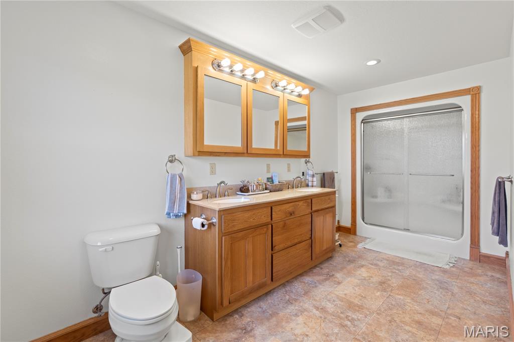 Photo 46 - Farm for sale – 22380  State Route P   St James, MO