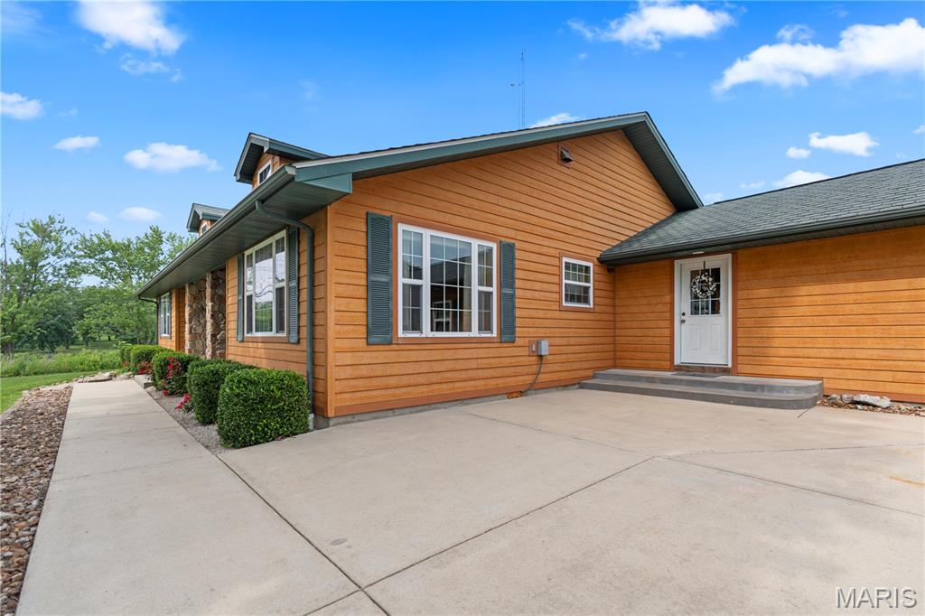 Photo 3 - Farm for sale – 22380  State Route P   St James, MO