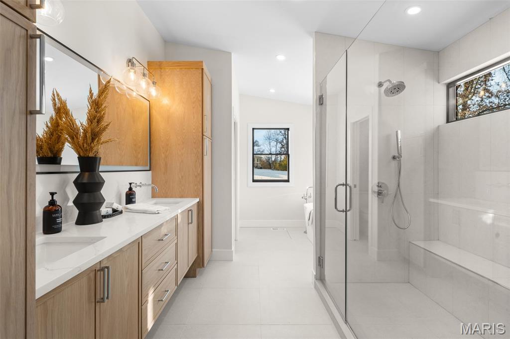 Photo 29 - Residential for sale – 1534  Woodgate Drive  Frontenac, MO