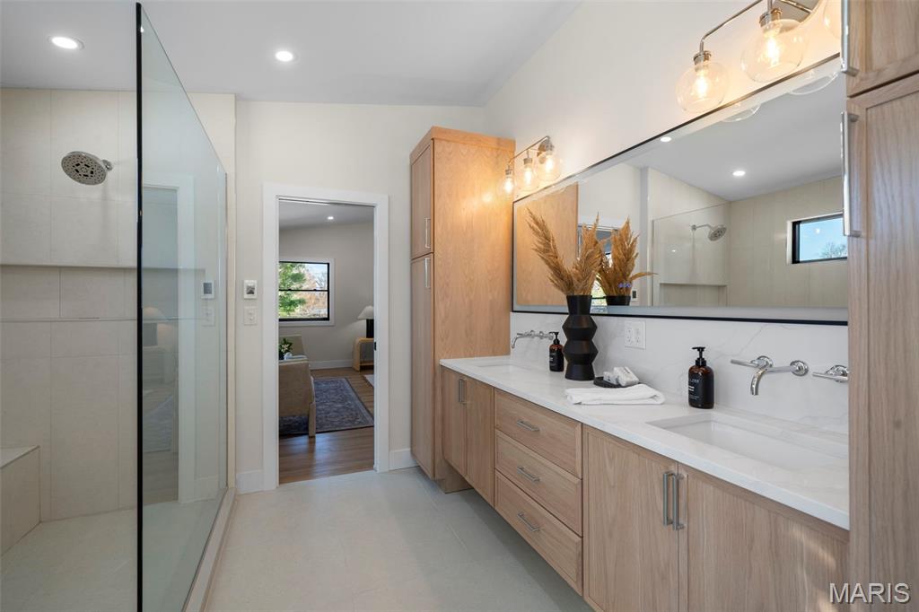 Photo 32 - Residential for sale – 1534  Woodgate Drive  Frontenac, MO