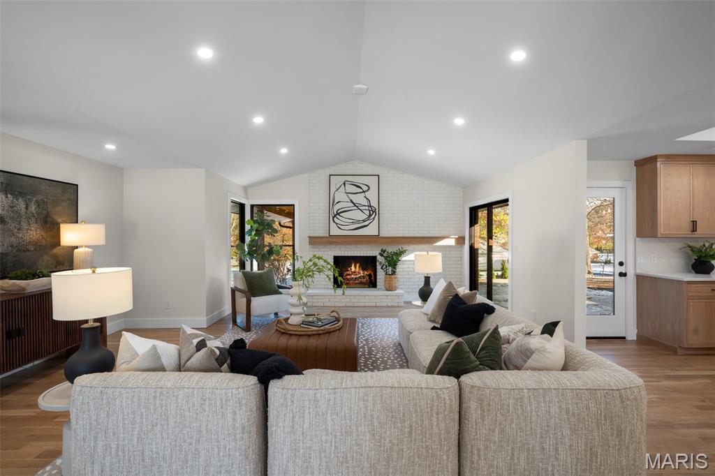 Photo 13 - Residential for sale – 1534  Woodgate Drive  Frontenac, MO