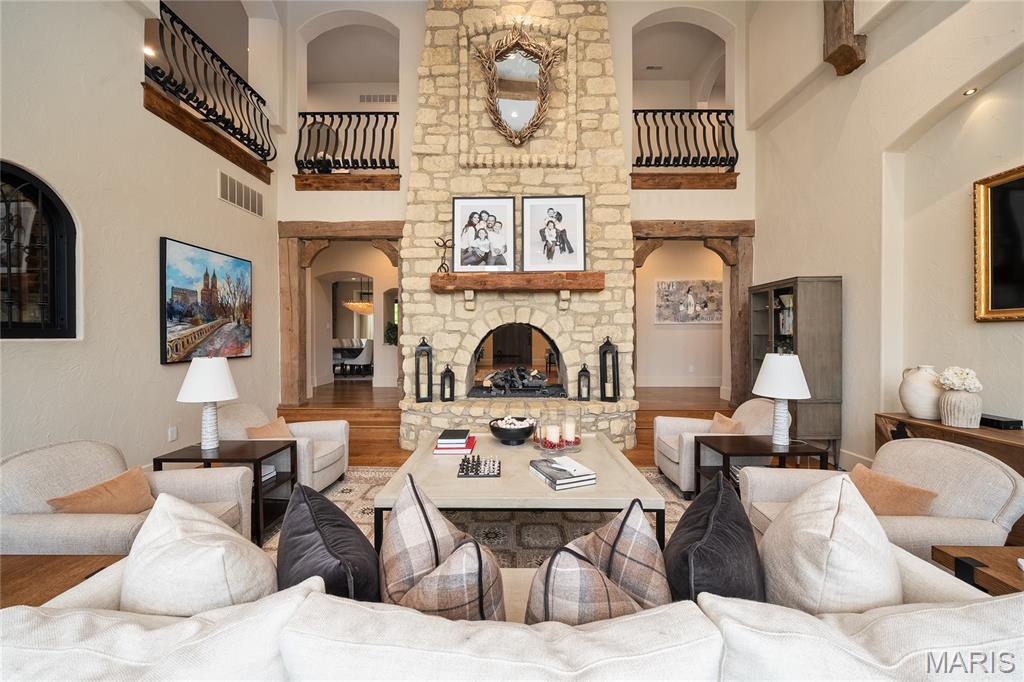 Photo 7 - Residential for sale – 544  Quail Ridge Lane  St Albans, MO