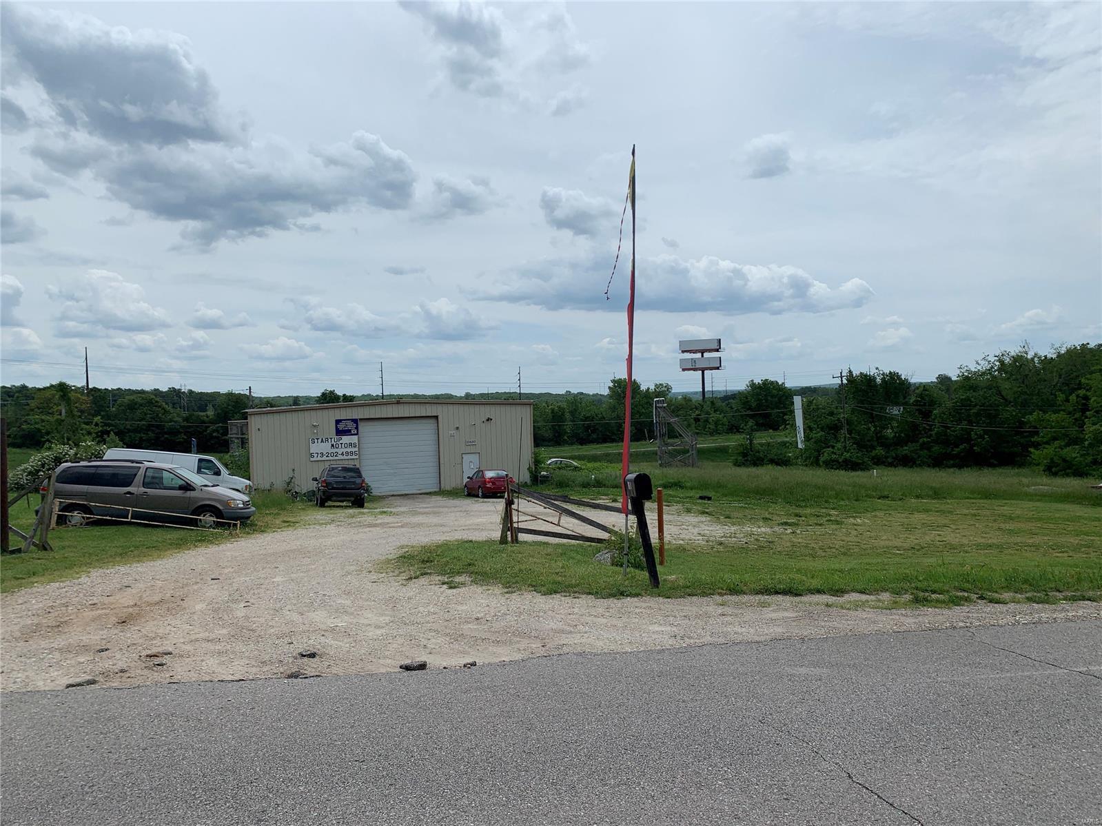 Photo 2 - Commercial Sale for sale – 10670  County Road 2000   Rolla, MO
