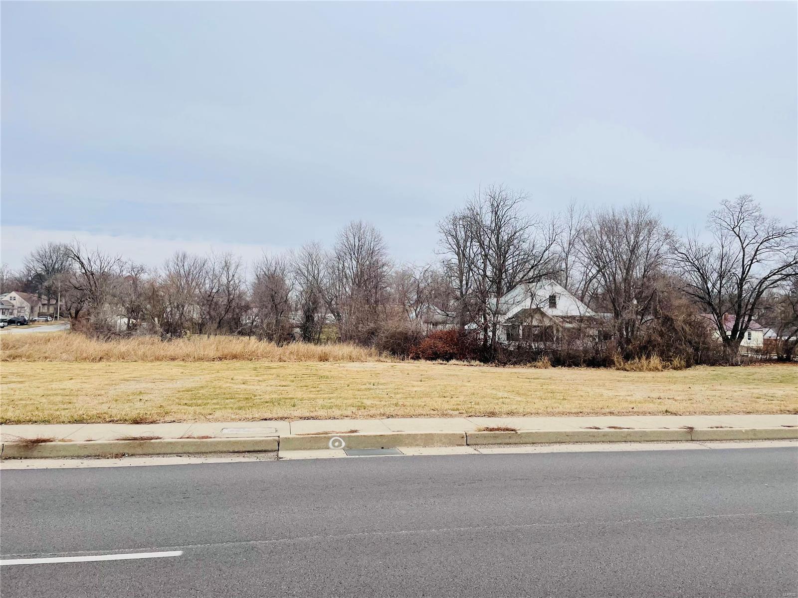 Photo 3 - Commercial Sale for sale – 100  Highway 72   Rolla, MO