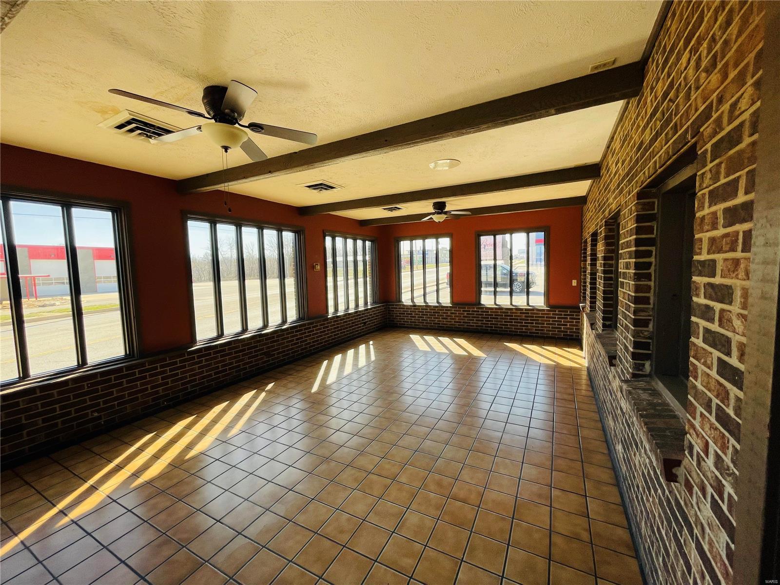 Photo 2 - Commercial Sale for sale – 1 S Main Street  Salem, MO