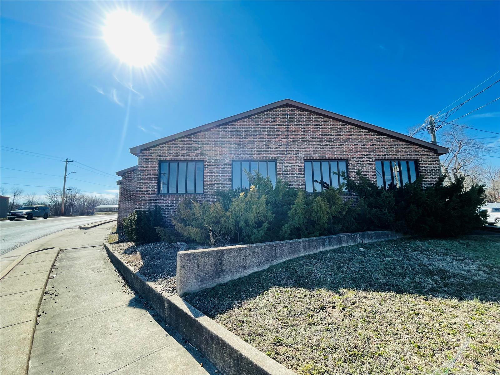 Photo 11 - Commercial Sale for sale – 1 S Main Street  Salem, MO
