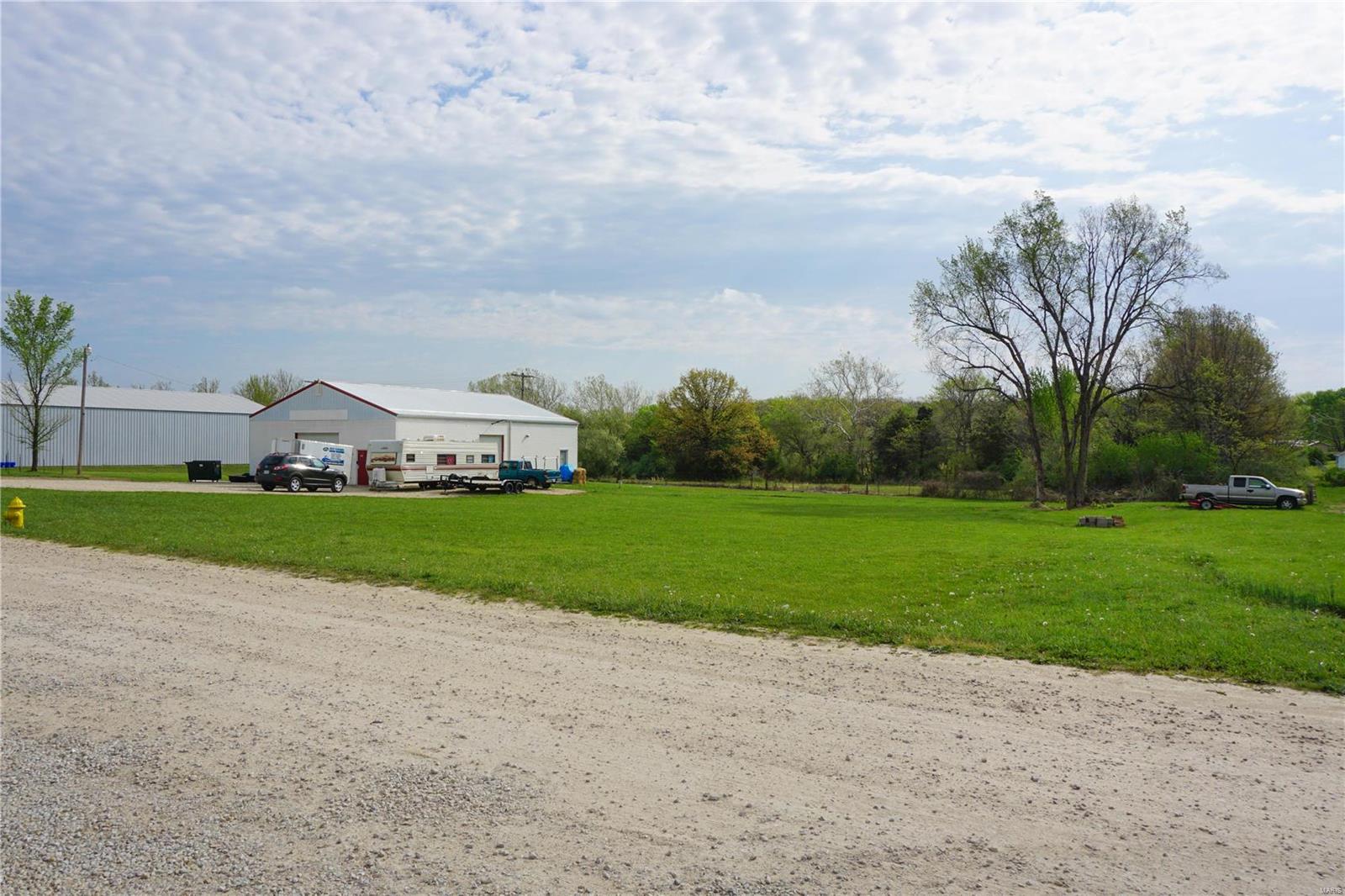 Photo 4 - Commercial Sale for sale – 450 W Little Oaks Road  Rolla, MO