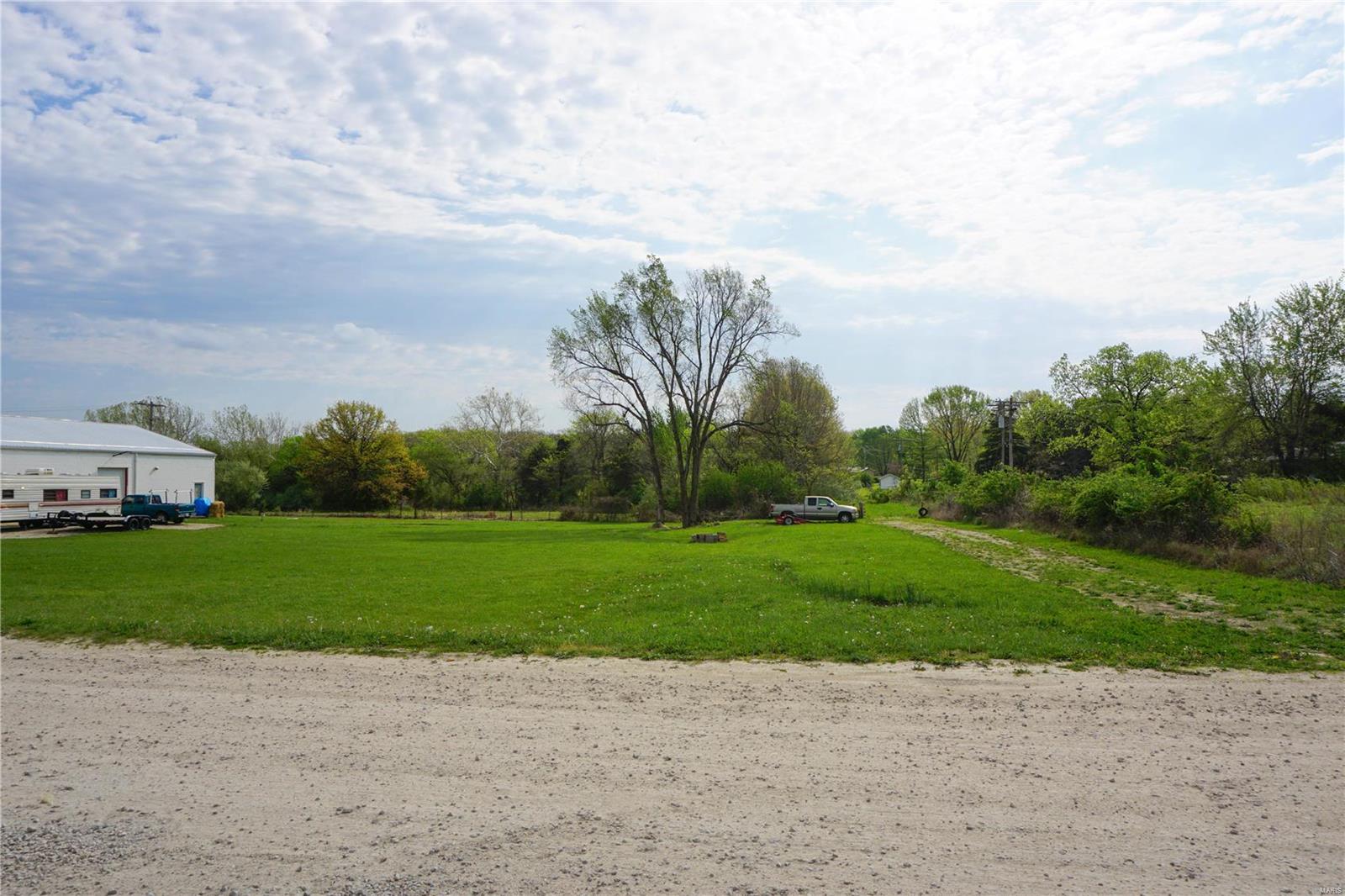 Photo 2 - Commercial Sale for sale – 450 W Little Oaks Road  Rolla, MO