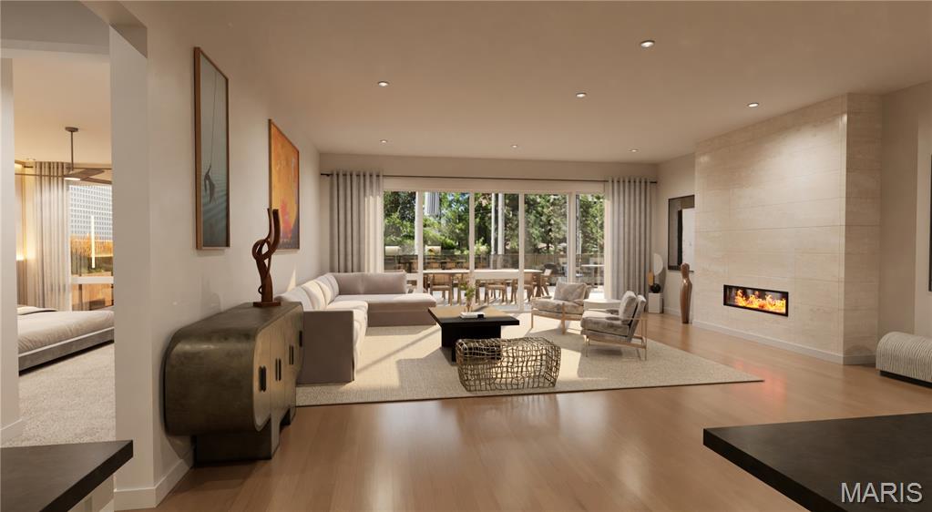 Photo 5 - Residential for sale – 8250  Forsyth Boulevard  Clayton, MO