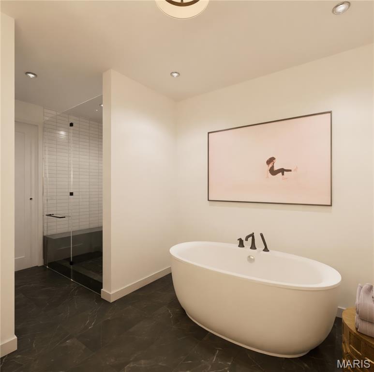 Photo 11 - Residential for sale – 8250  Forsyth Boulevard  Clayton, MO