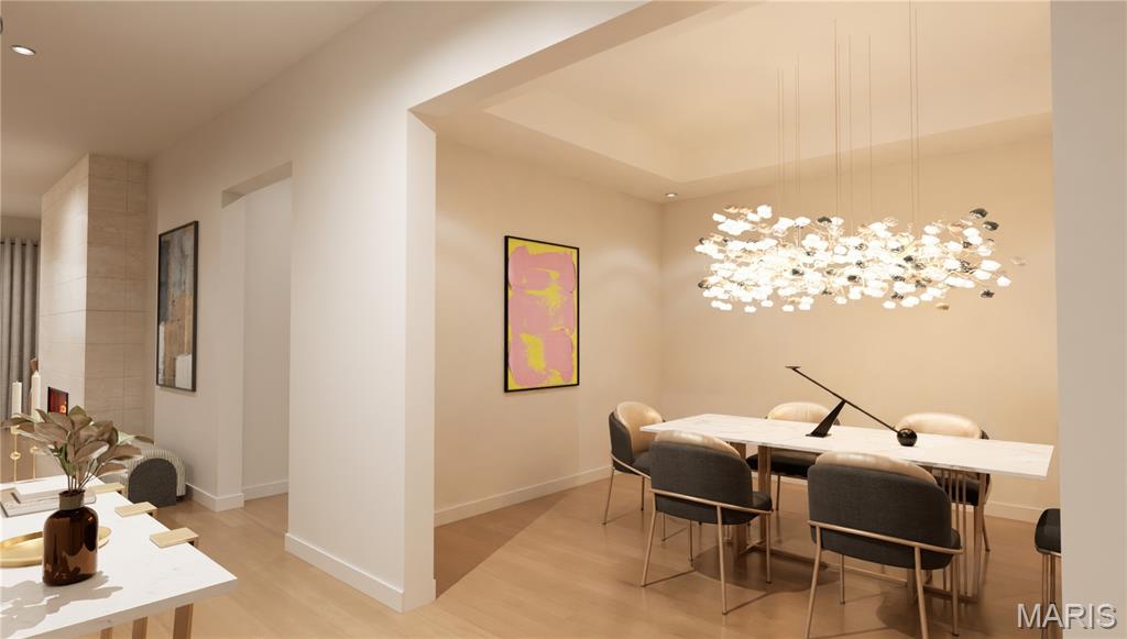 Photo 8 - Residential for sale – 8250  Forsyth Boulevard  Clayton, MO