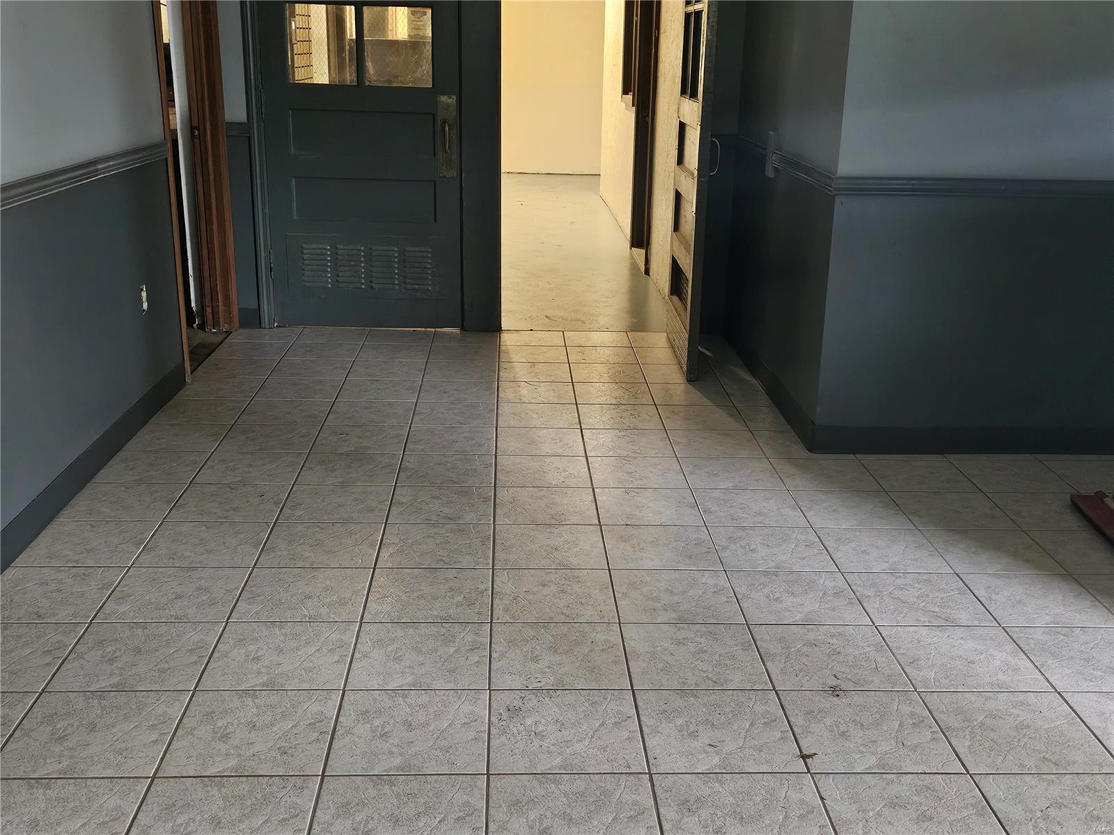Photo 9 - Commercial Sale for sale – 321 E Hardy   St James, MO