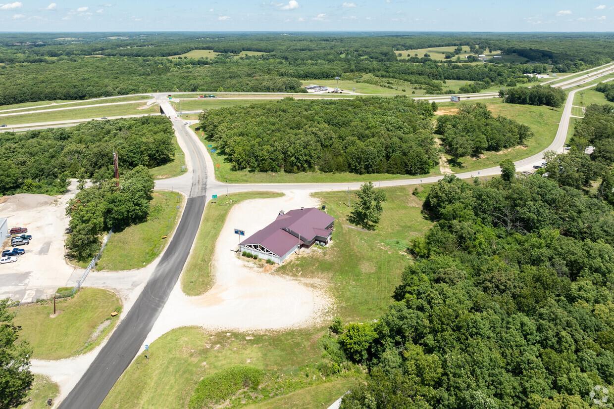 Photo 17 - Commercial Sale for sale – 247  Highway H   Leasburg, MO
