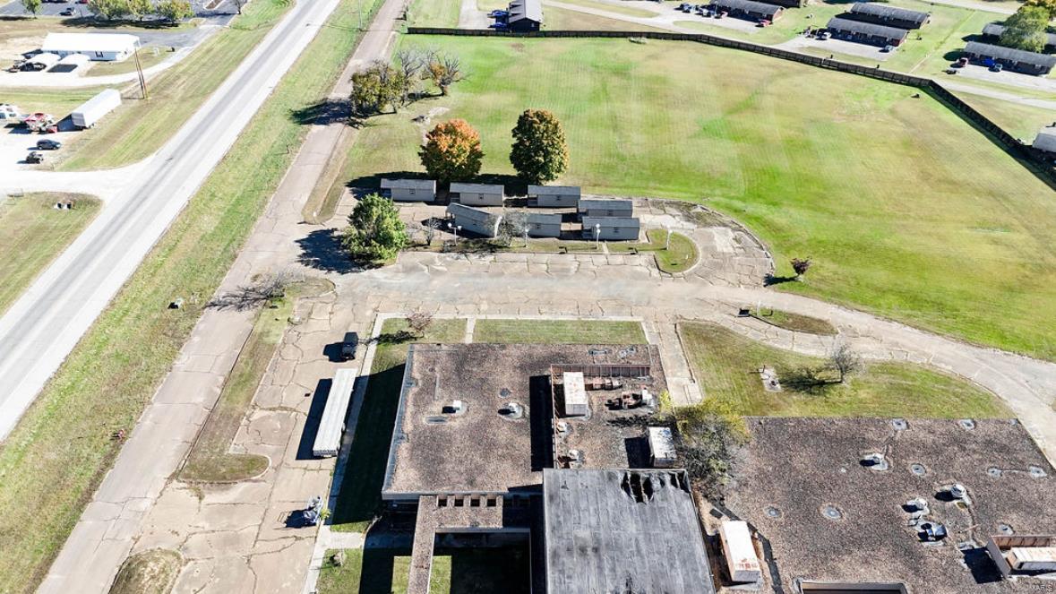 Photo 17 - Commercial Sale for sale – 500 N Saint Mary Street  Pilot Knob, MO