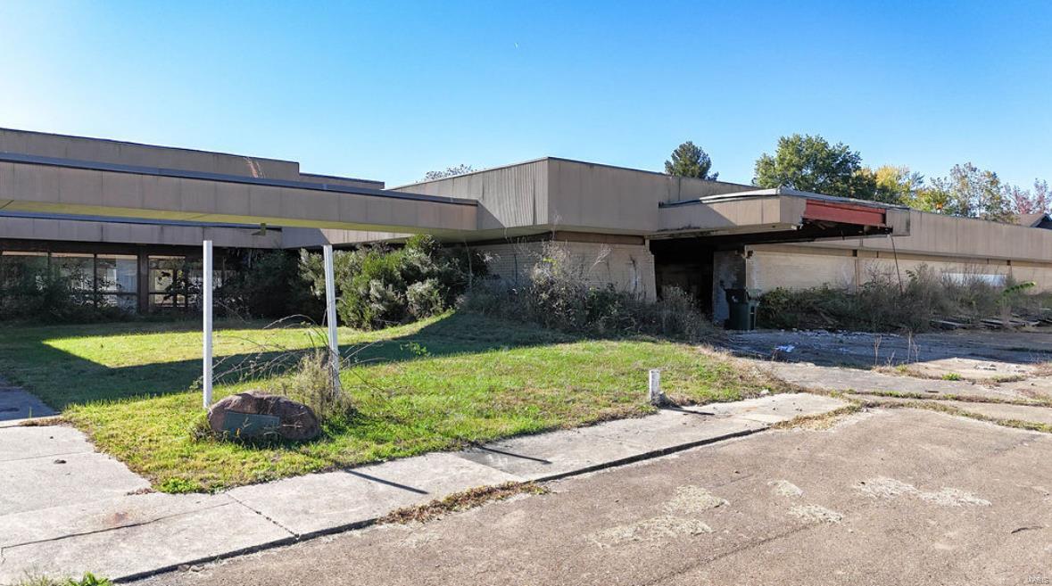 Photo 13 - Commercial Sale for sale – 500 N Saint Mary Street  Pilot Knob, MO