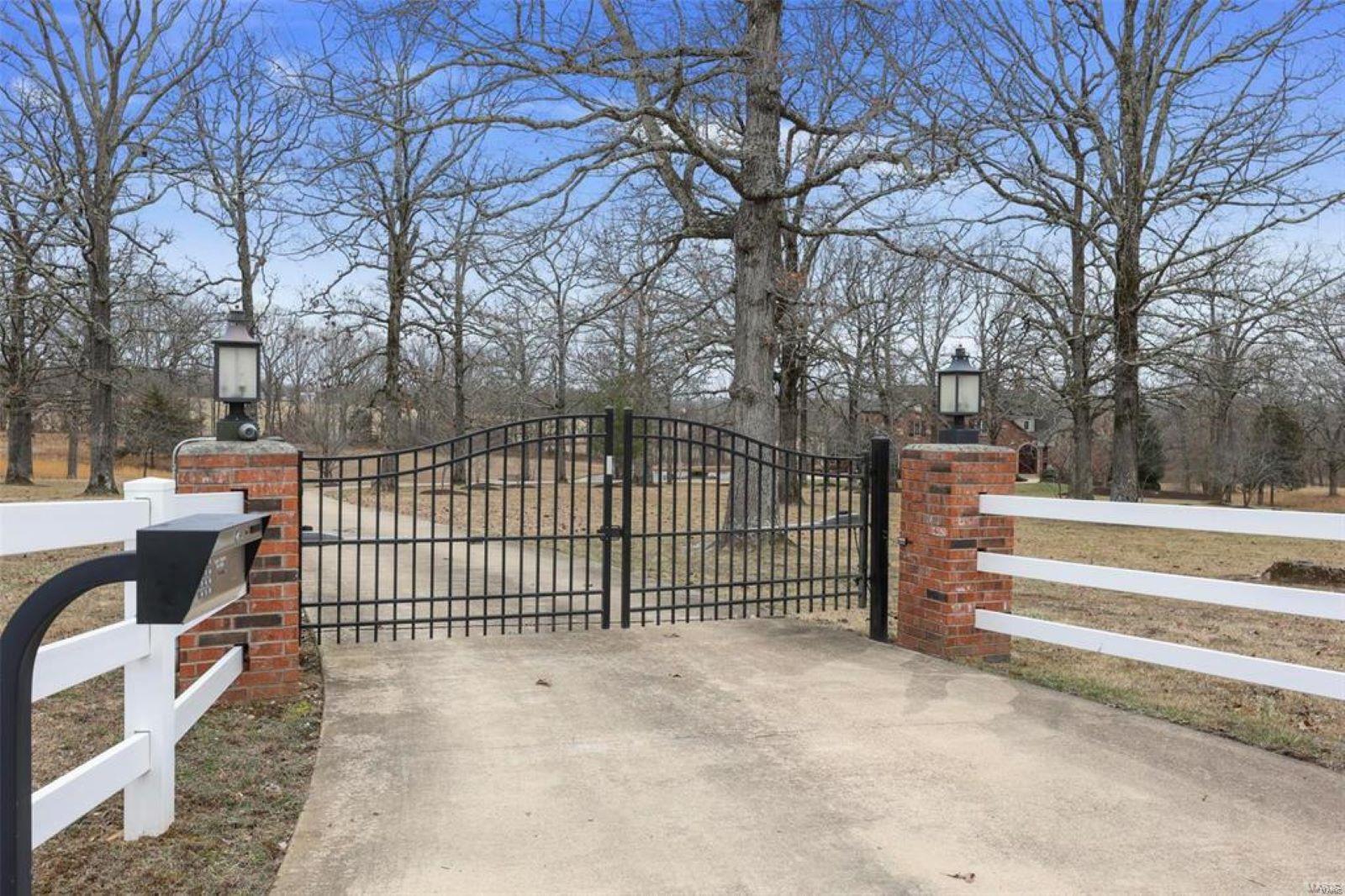 Photo 3 - Residential for sale – 2535 S Highway 19   Salem, MO