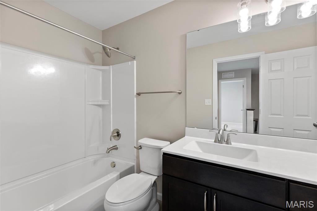 Photo 9 - Residential for sale – 2  Burlington at Highlands   Rolla, MO