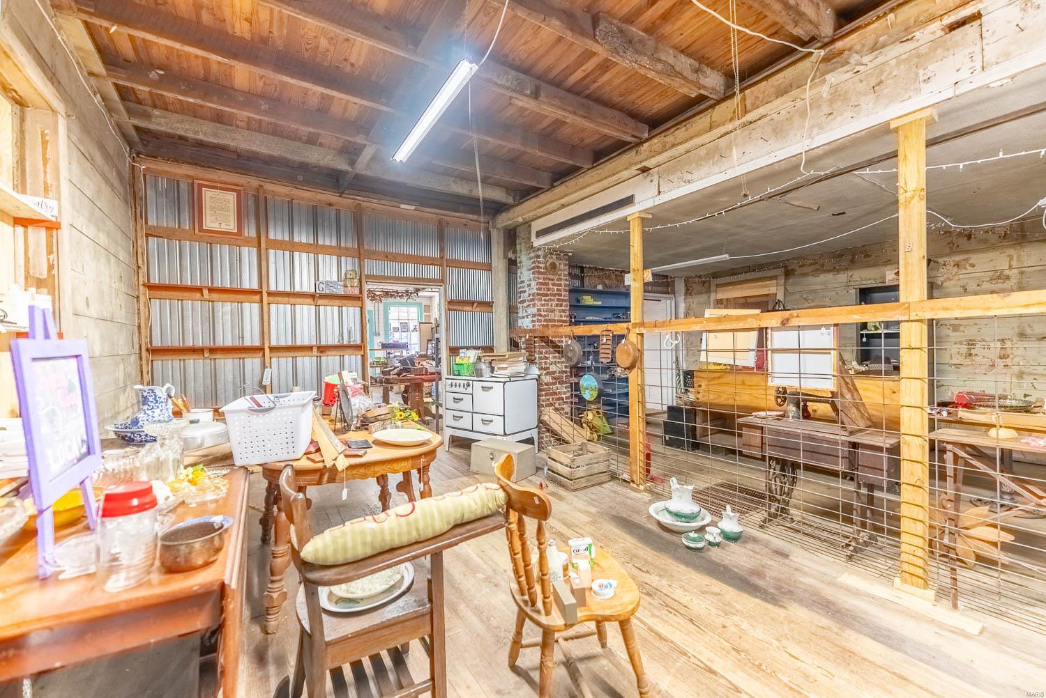 Photo 14 - Commercial Sale for sale – 14597  US 63   Vichy, MO