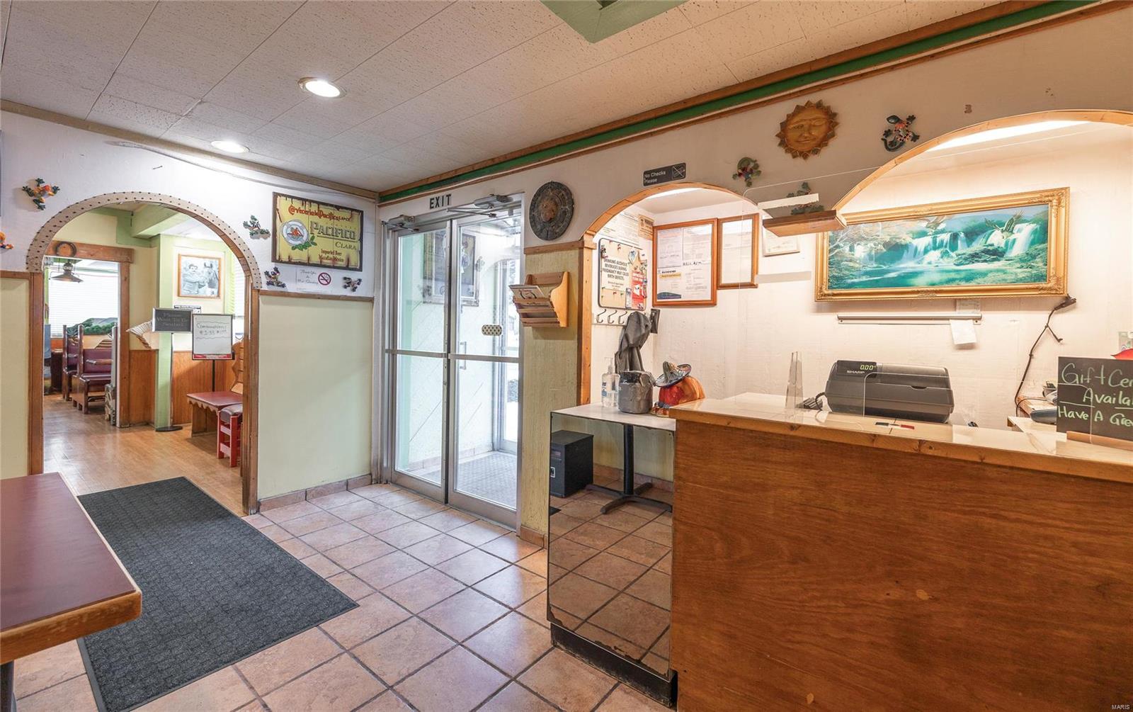 Photo 4 - Commercial Sale for sale – 121  Howard Johnson Drive  Rolla, MO