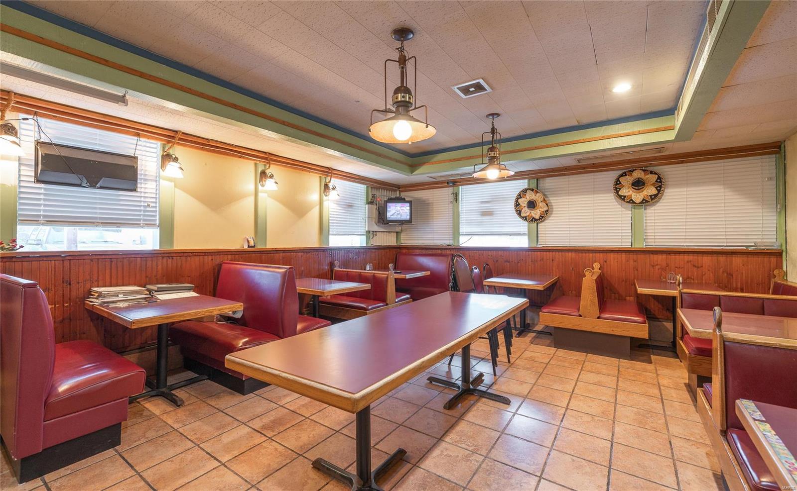 Photo 13 - Commercial Sale for sale – 121  Howard Johnson Drive  Rolla, MO