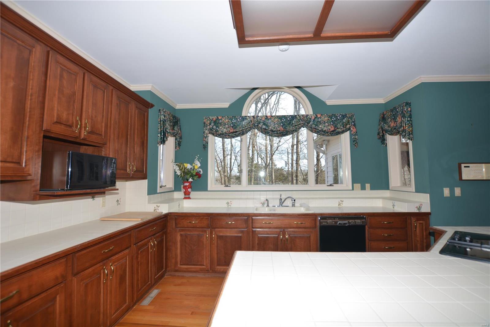 Photo 8 - Residential for sale – 821  Oak Knoll Road   Rolla, MO