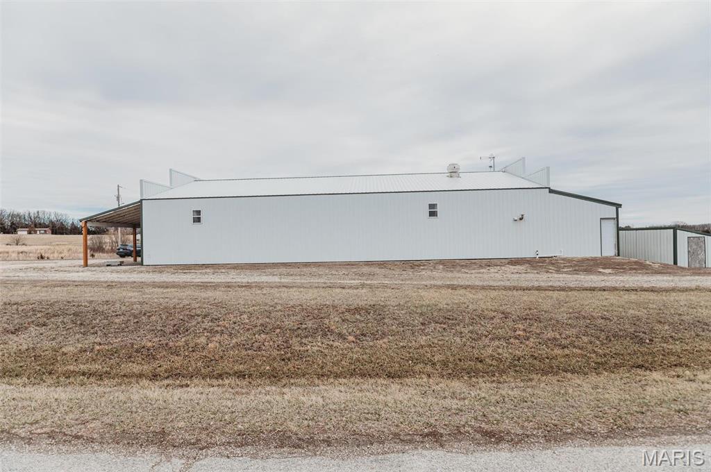 Photo 9 - Commercial Sale for sale – 15906  Private Road 470   Vichy, MO