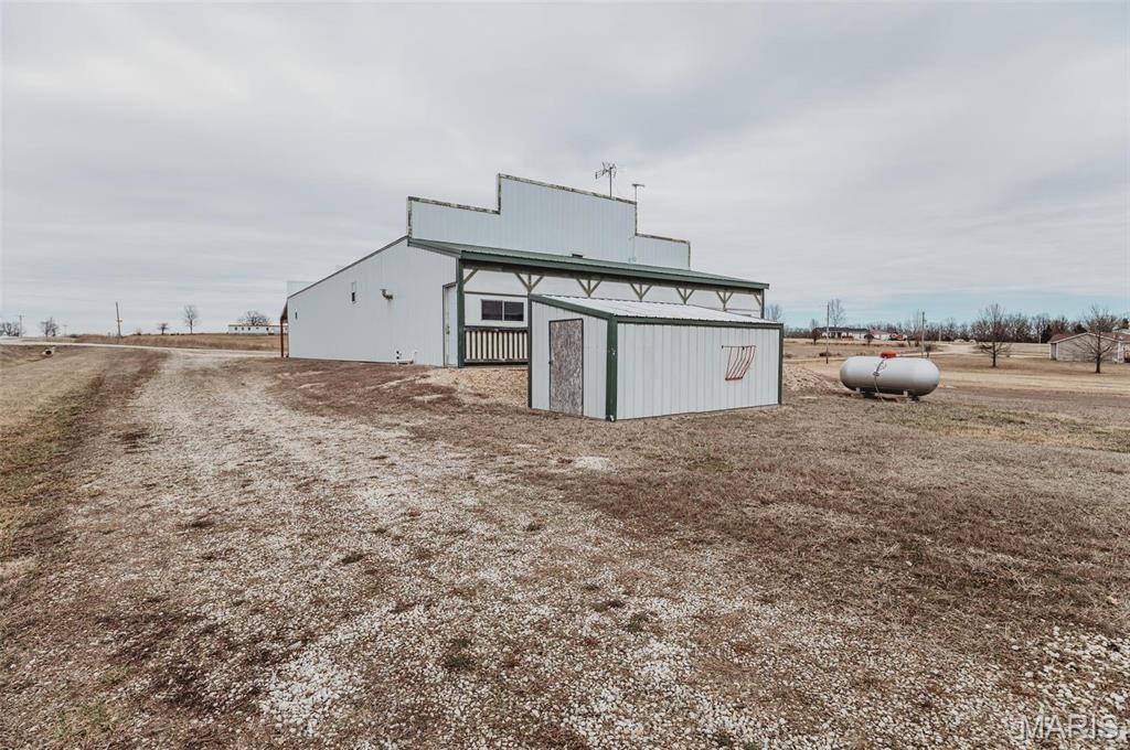 Photo 7 - Commercial Sale for sale – 15906  Private Road 470   Vichy, MO
