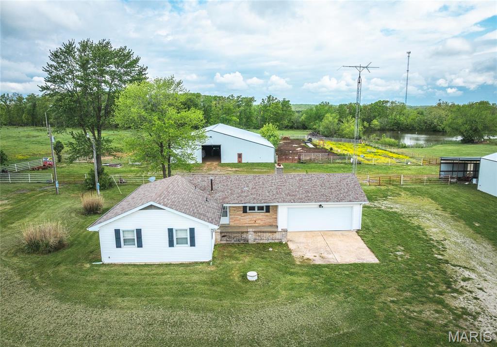 Photo 2 - Residential for sale – 24265  Vinyard Road  Cuba, MO
