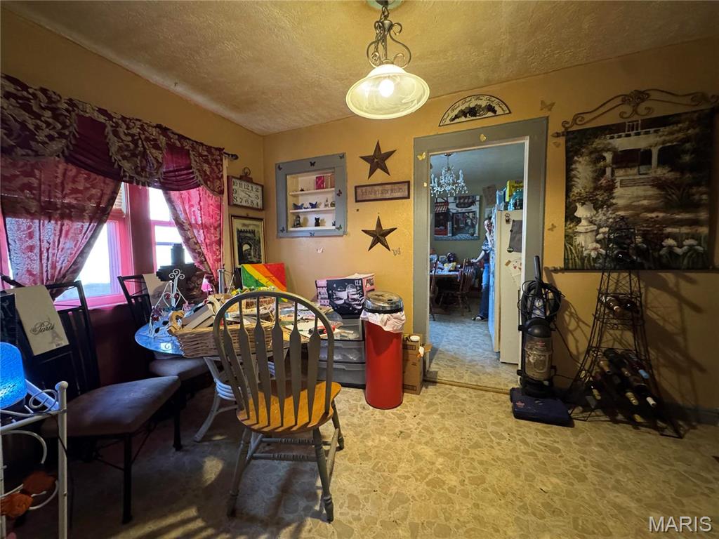 Photo 4 - Residential for sale – 806 E 1st Street  Salem, MO