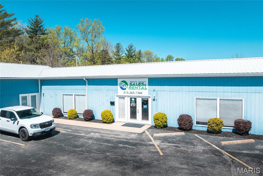 Photo 8 - Commercial Sale for sale – 327 N Jefferson Street  St James, MO