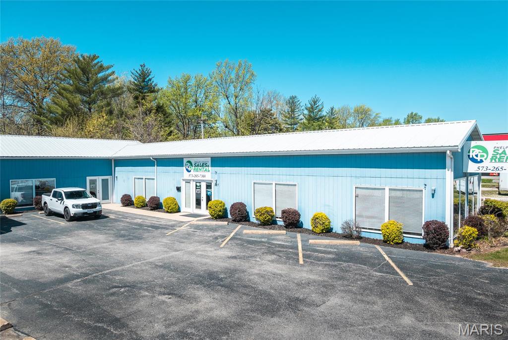 Photo 7 - Commercial Sale for sale – 327 N Jefferson Street  St James, MO