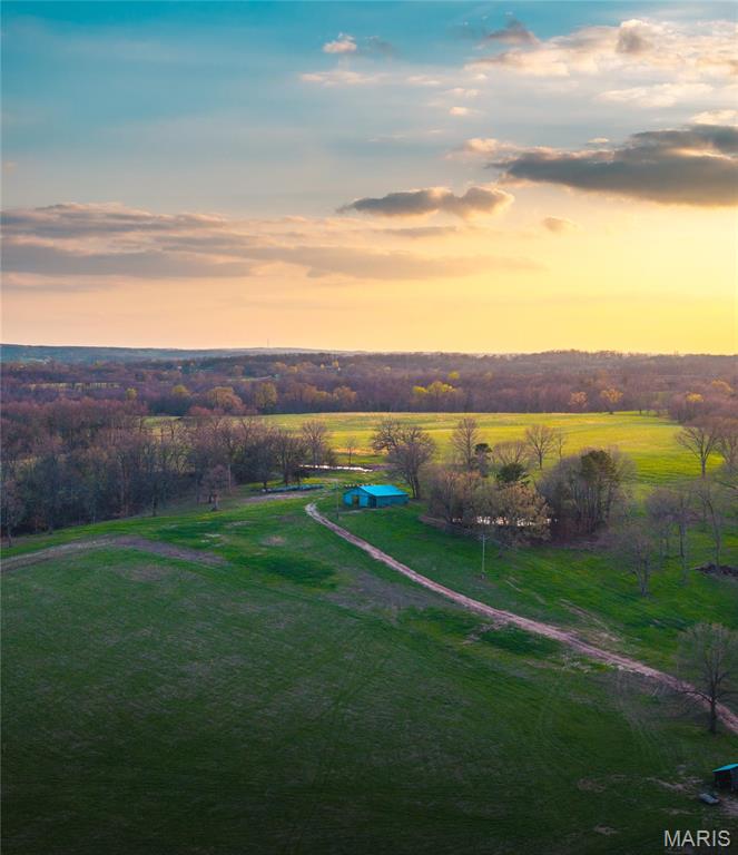 Photo 10 - Farm for sale – 32271  Maries Road 213   Vienna, MO