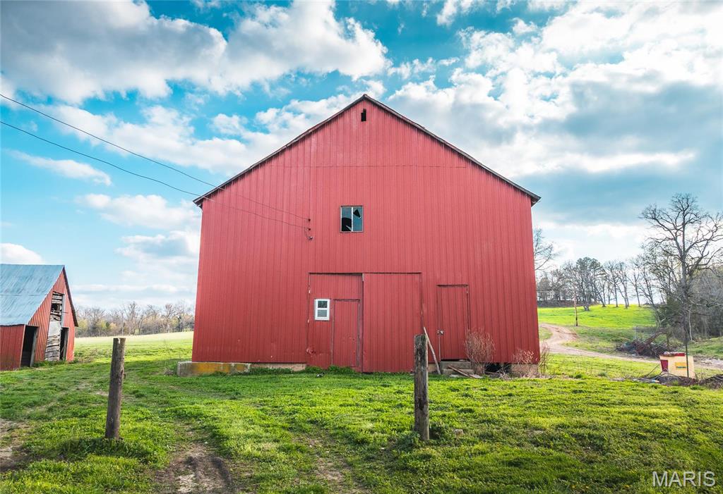 Photo 37 - Farm for sale – 32271  Maries Road 213   Vienna, MO